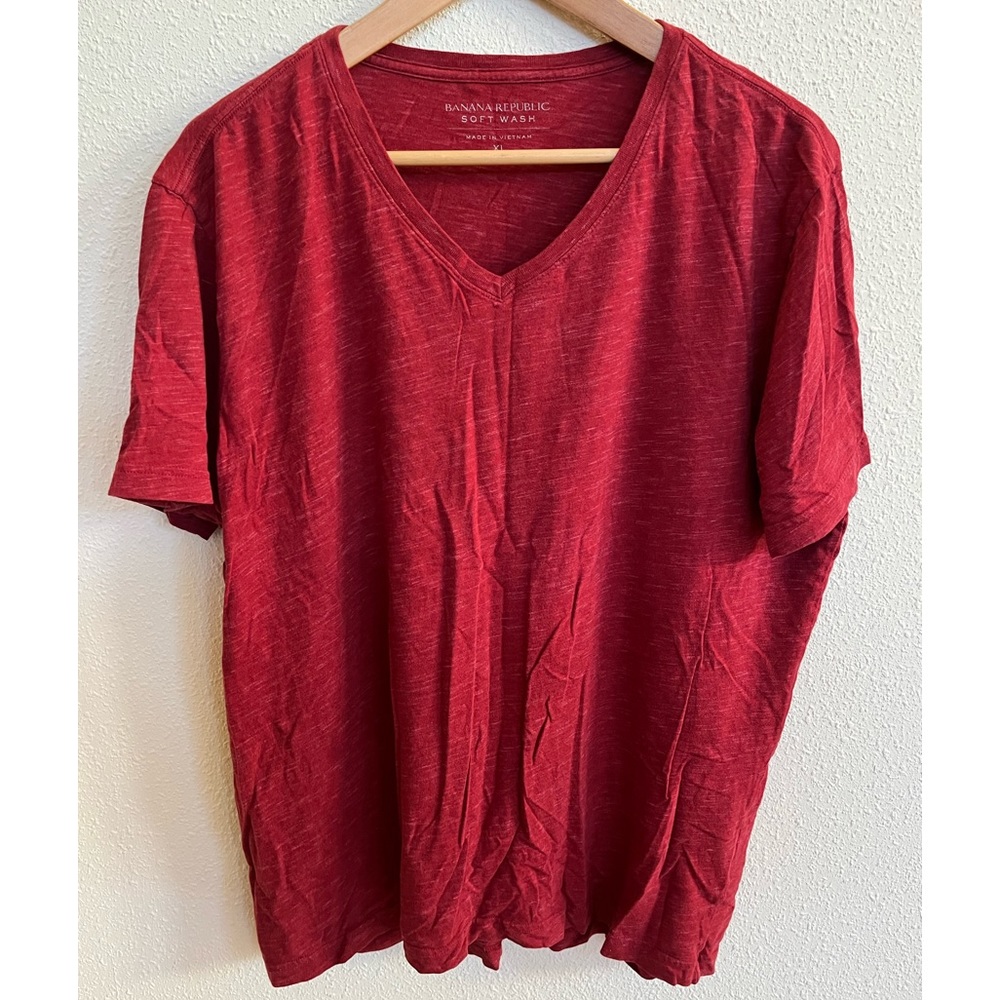 BUNDLE OF TWO Banana Republic tees (red & gray)
